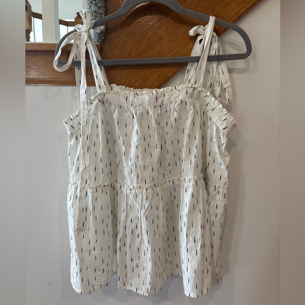 NWT Universal Thread Tie Strap Tiered White Dash Tank Top - Women’s Medium